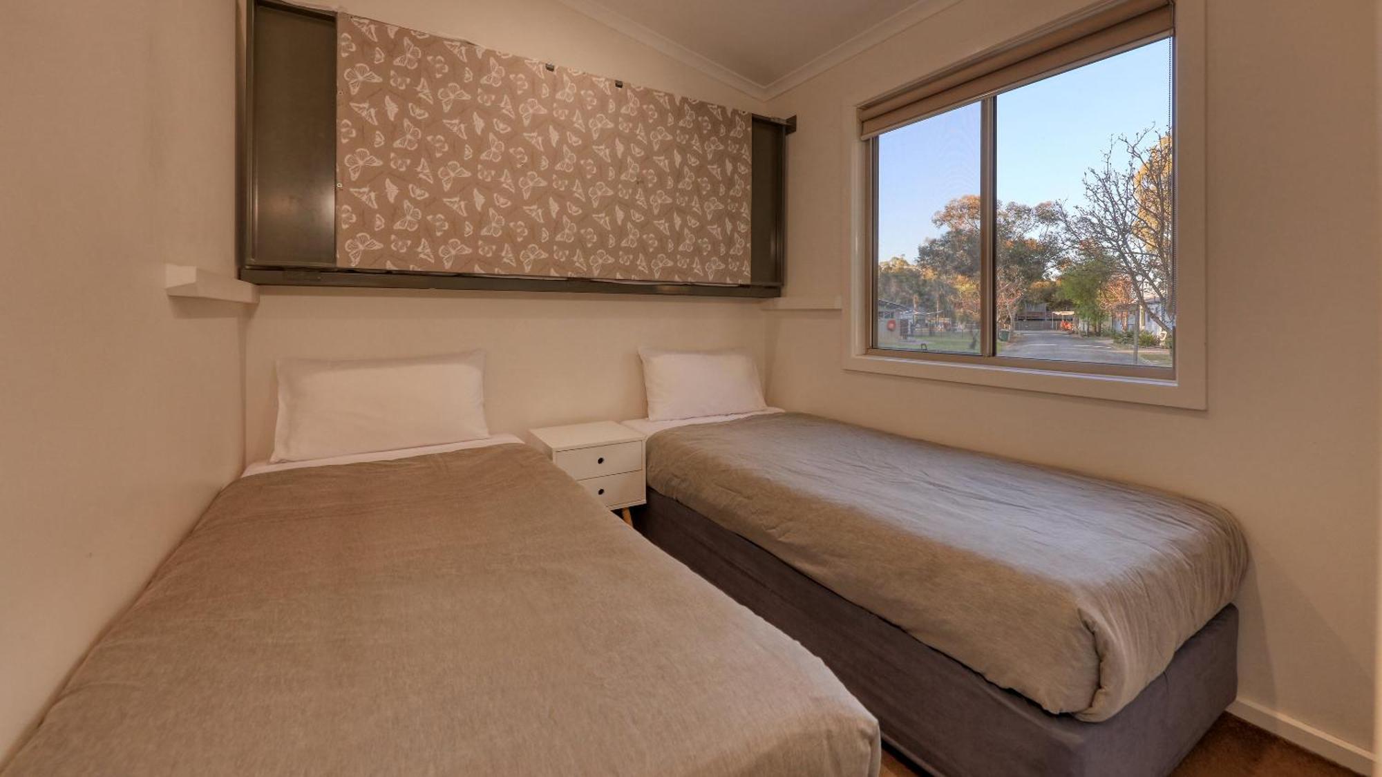 Deniliquin Riverside Caravan Park Bagian luar foto