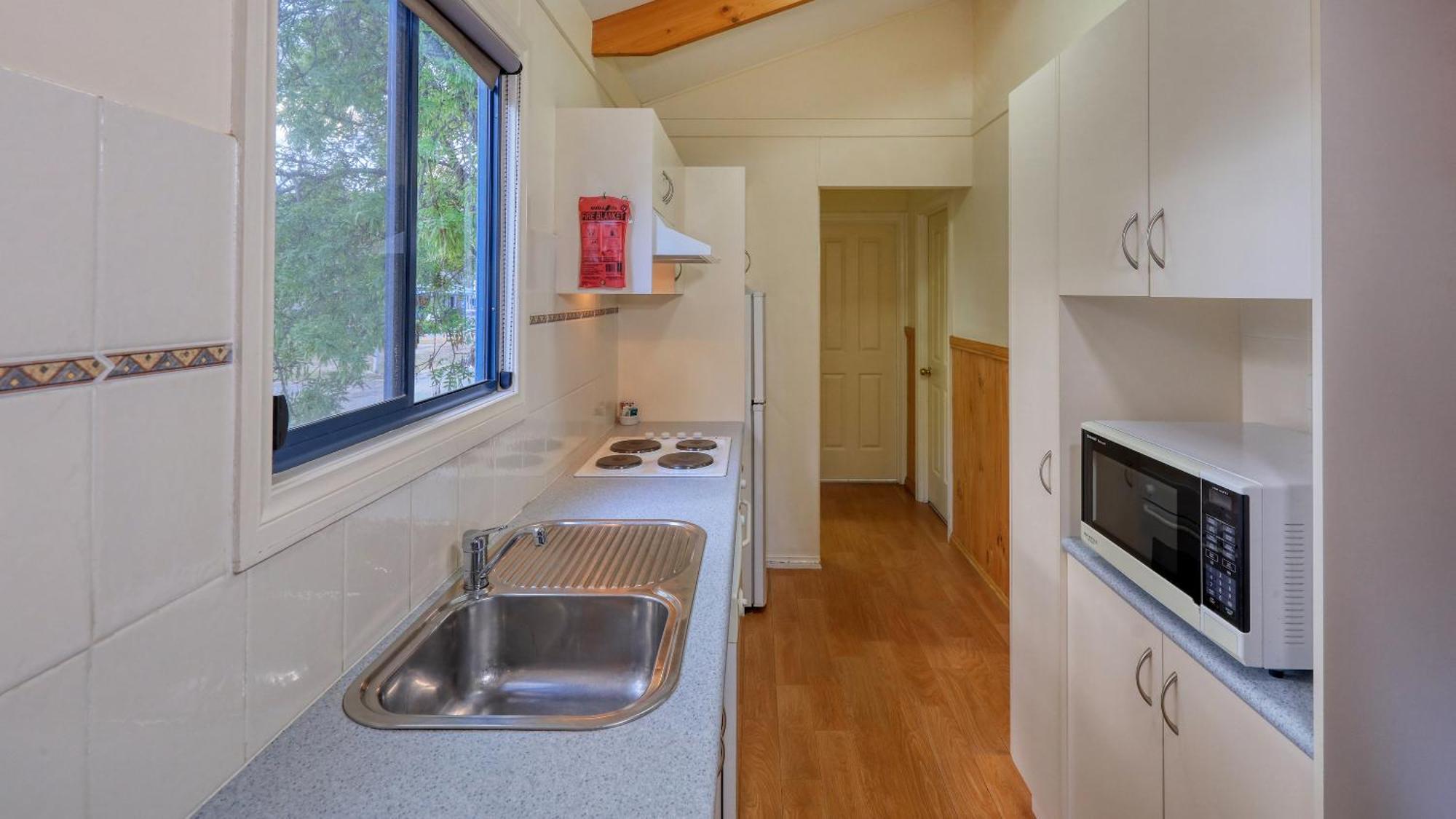 Deniliquin Riverside Caravan Park Bagian luar foto