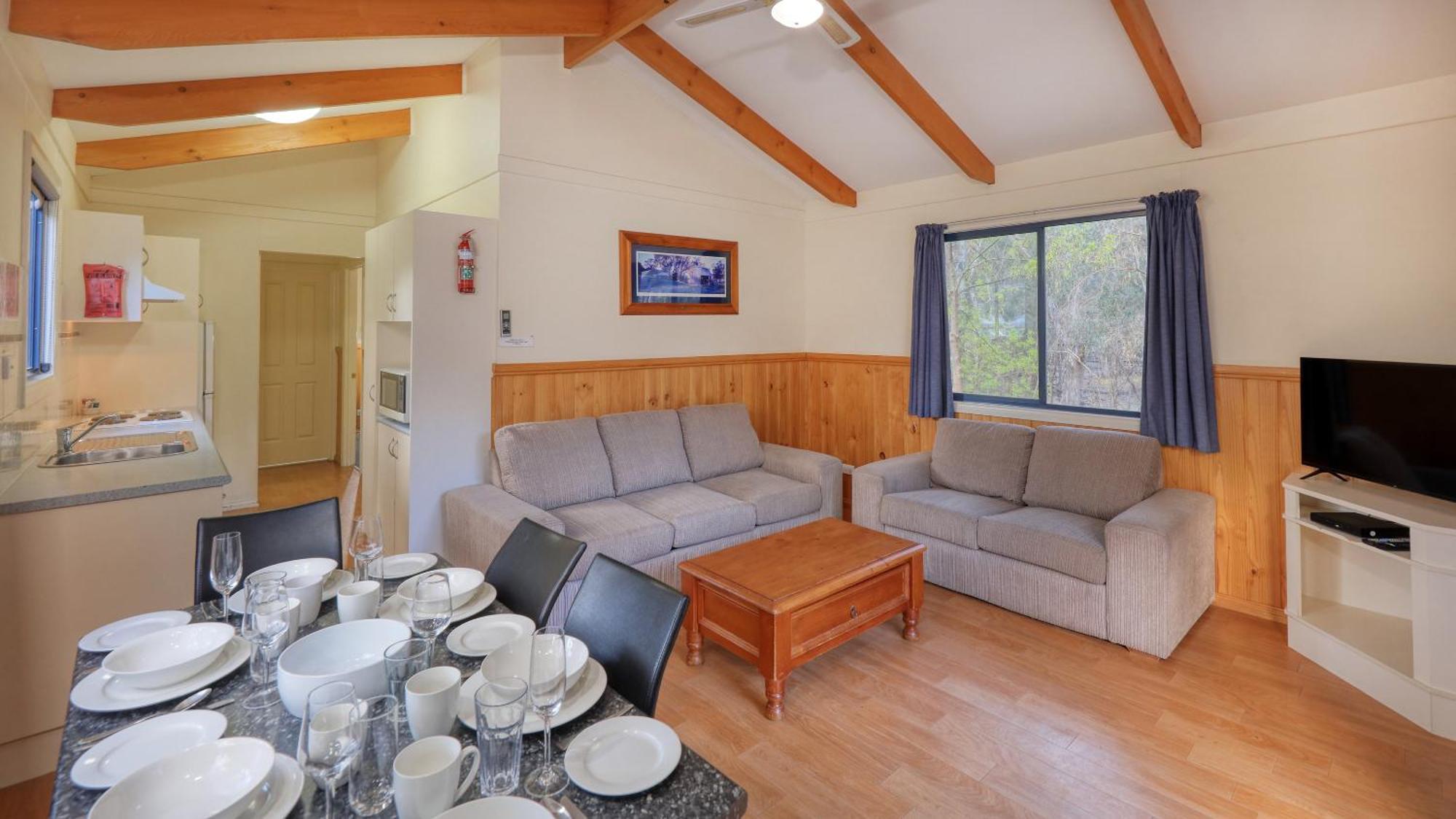 Deniliquin Riverside Caravan Park Bagian luar foto