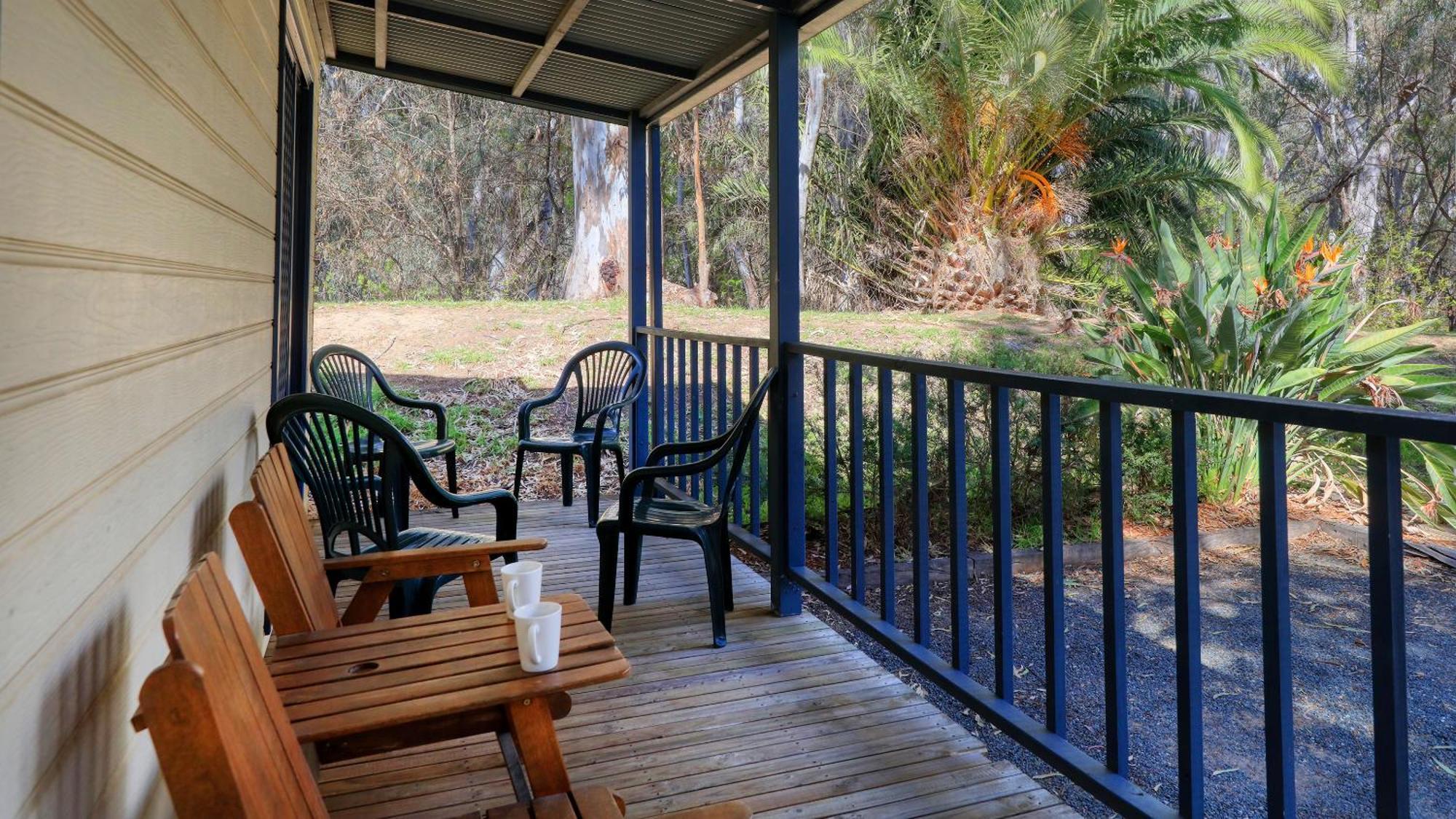 Deniliquin Riverside Caravan Park Bagian luar foto